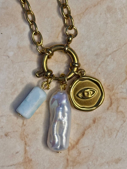 Azure gaze necklace